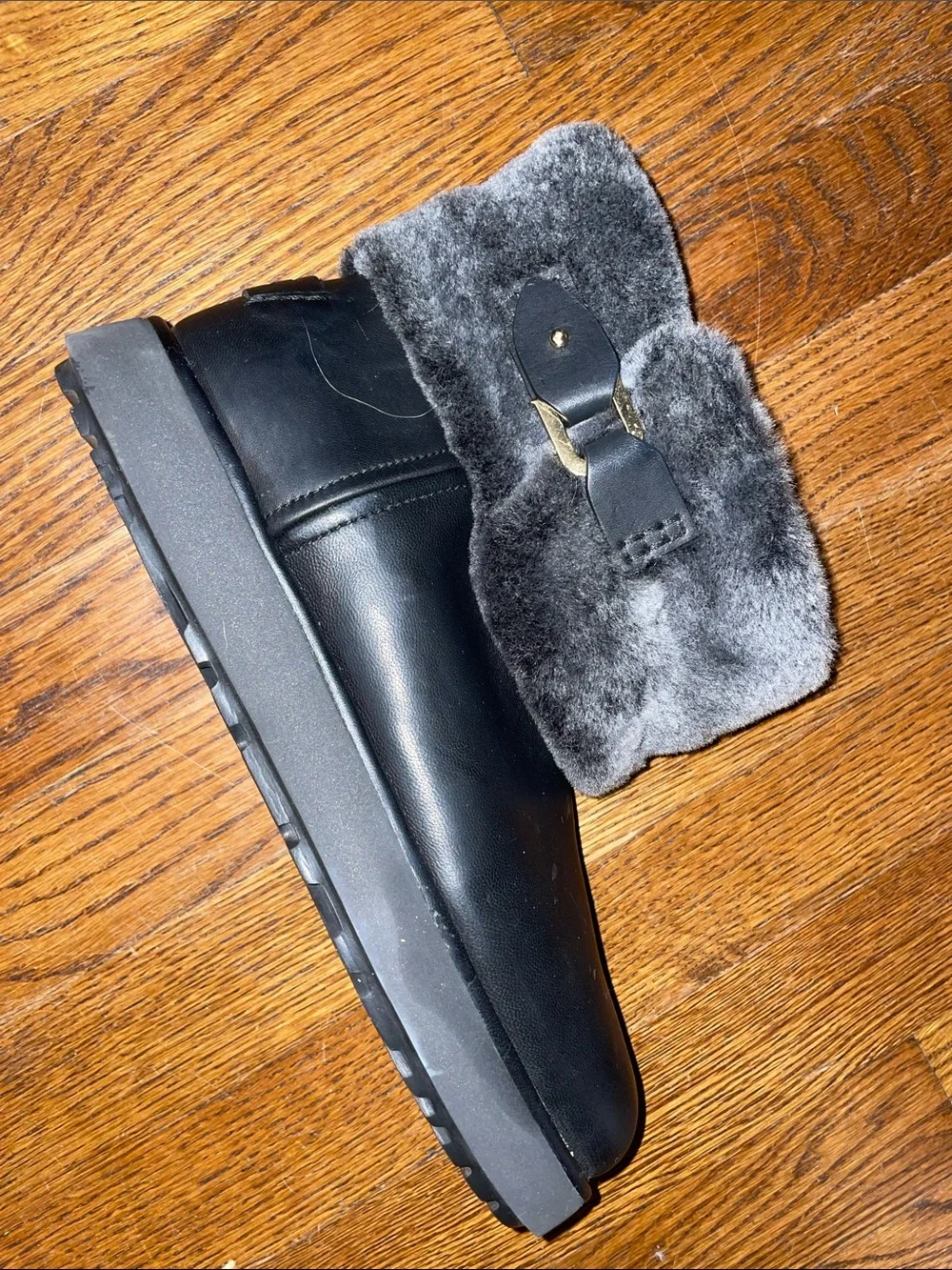 UGG classic Berge mini leather slip on boots